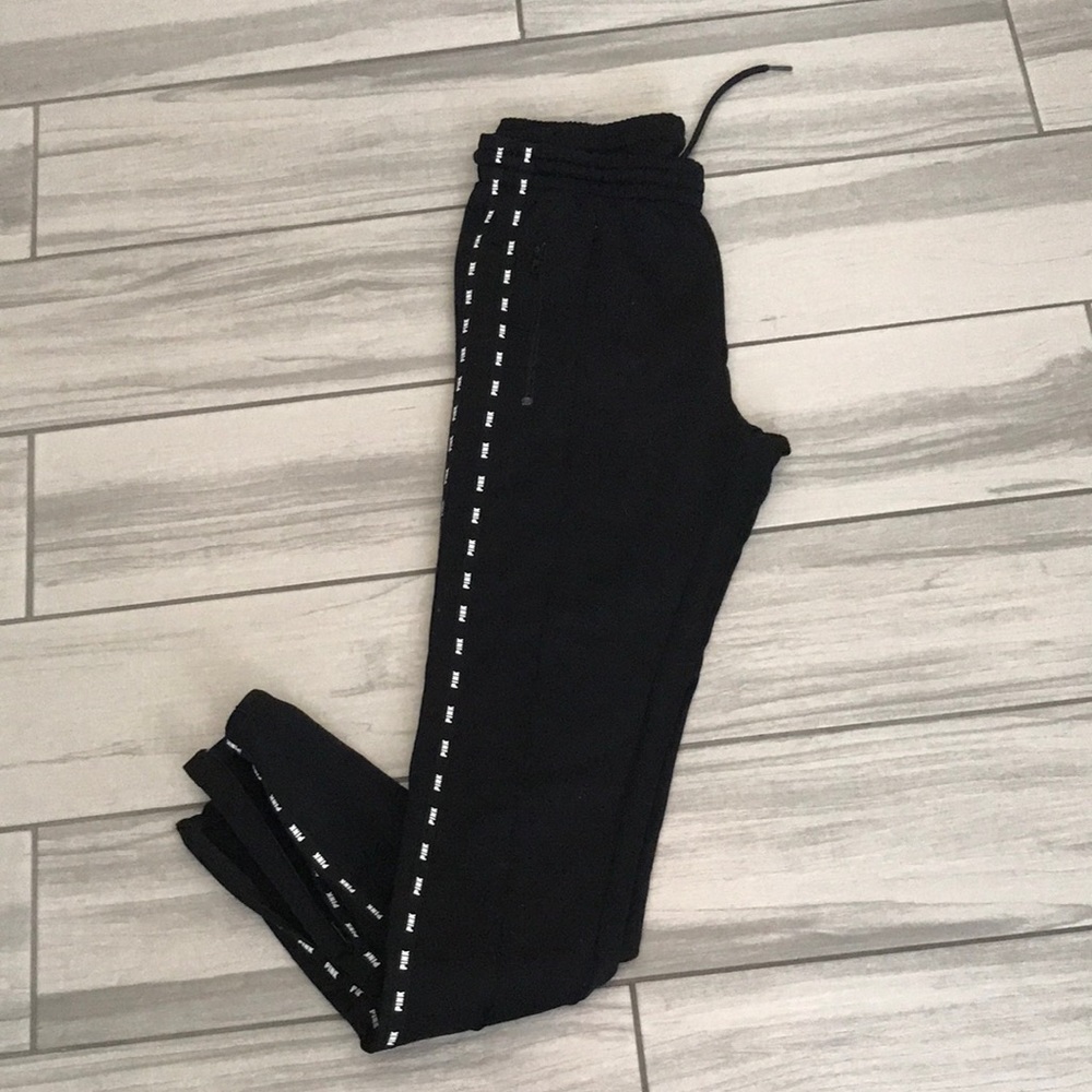 PINK VS Woman’s Logo Black Trackpants | XS